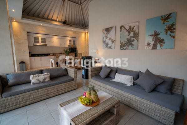 Villa 3 Br Strategic Location Bumbak Umalas Badung Villa 3 Br Strategic Location Bumbak Umalas Badung
