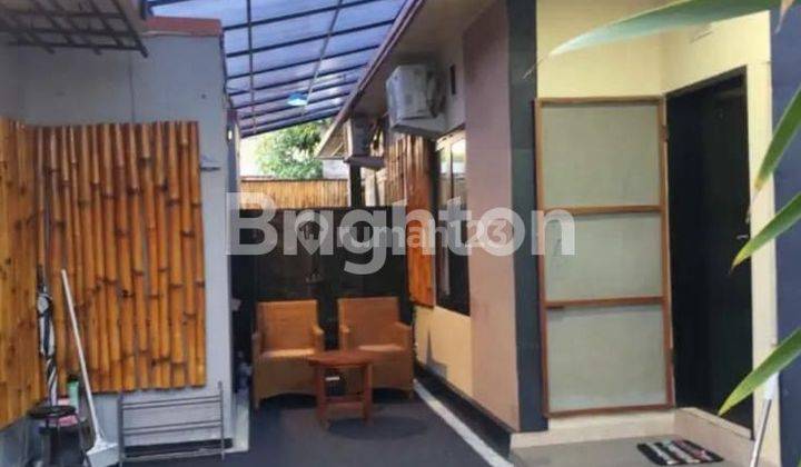 DISEWAKAN RUMAH FULL FURNISH LOKASI STRATEGIS DAN NYAMAN 2