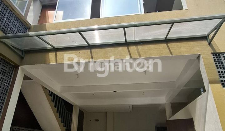 RUMAH MODERN ADA ROOFTOP DENGAN OCEAN VIEW LOKASI KETEWEL GIANYAR 2
