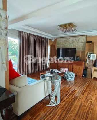 Murah Villa 3,5 Lantai Full Furnish di Jimbaran