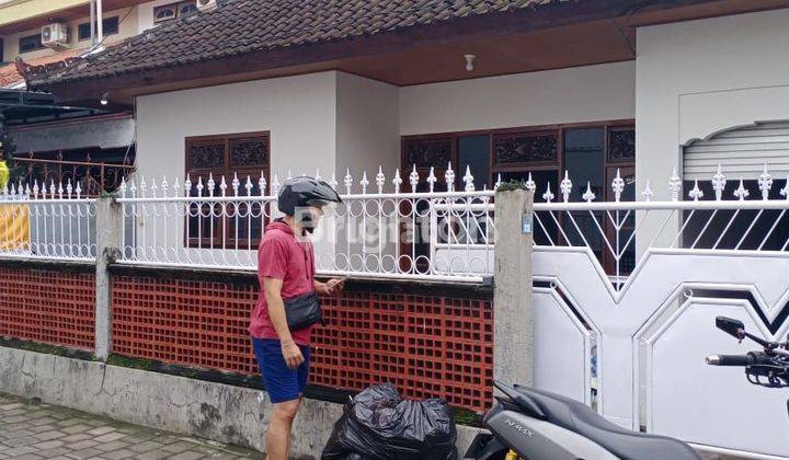 RUMAH BARU DIRENOVASI LOKASI STRATEGIS DI DENPASAR 1