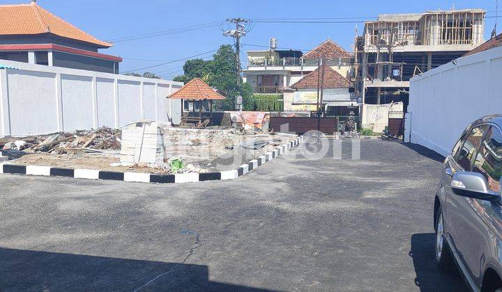 Gudang Besar Parkir Luas Lokasi Denpasar 1