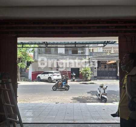 For Rent 3-Story Shop House - Super Strategic Location on Main Hasanudin Road 2