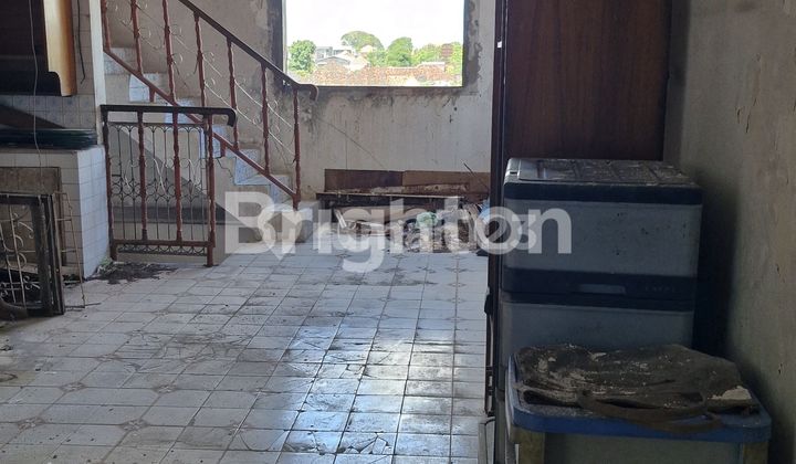 3-STORY SHOPHOUSE JL KARTINI DENPASAR 2