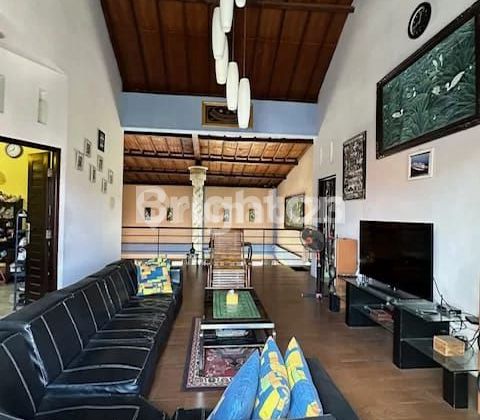 SPACIOUS WELL-MAINTAINED HOUSE WITH LARGE YARD IN STRATEGIC WEST DENPASAR LOCATION 2