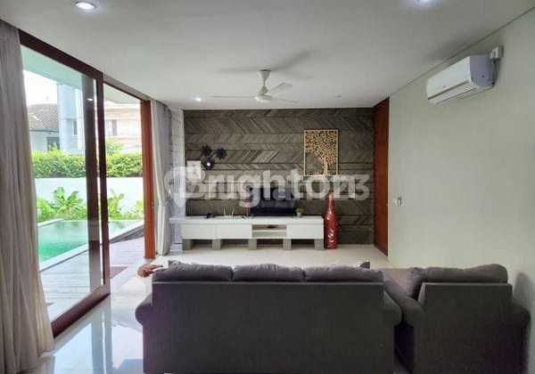 Modern Elegant Villa Style House, Shm, Puri Gading Jimbaran Kuta Selatan Modern Elegant Villa Style House, Shm, Puri Gading Jimbaran Kuta Selatan