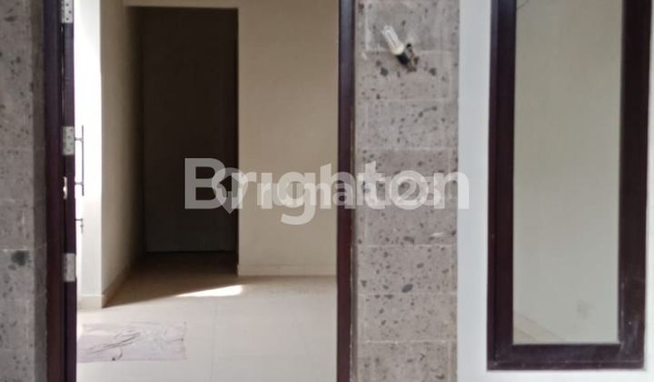 RUMAH MODERN MINIMALIS DI PERUMAHAN PERMATA LOKASI MUNGGU 2