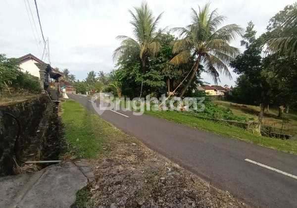 Tanah Strategis 14 Are, Dekat Pantai Antap