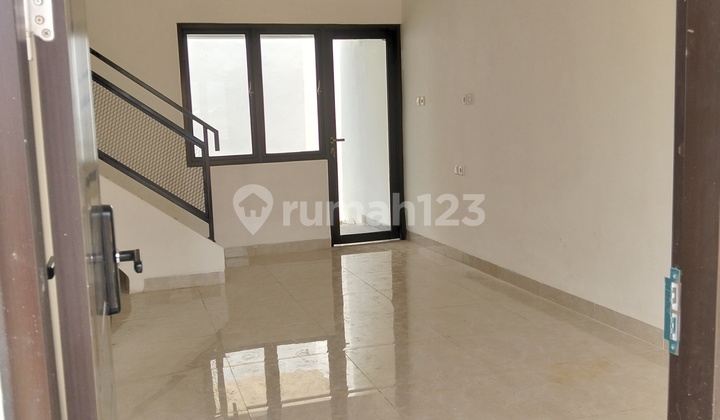 Rumah Cas Dekat Ccm.dekat Toll.lokasi Asri