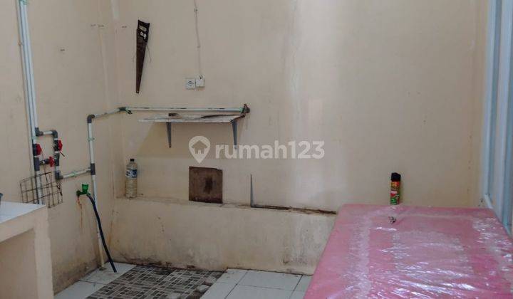 over rumah caringin .tugu macan.65 nego cicilan mulai desember 3.3 fleet 4