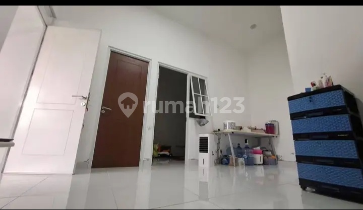 Without a check, only ID card and family card. 2