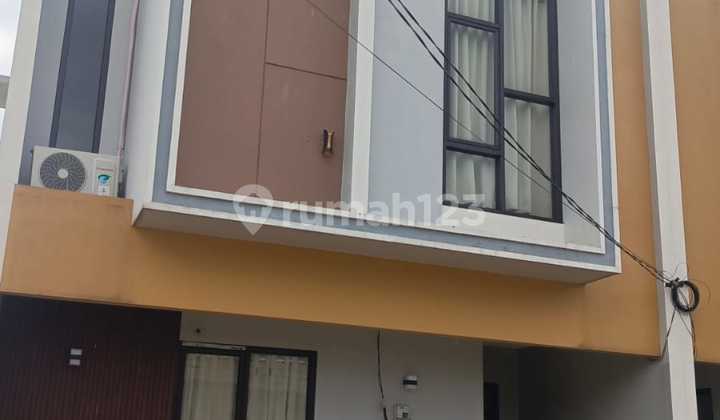 Over Cipayung House Depok Without Agent Check Only ID Card Family Card