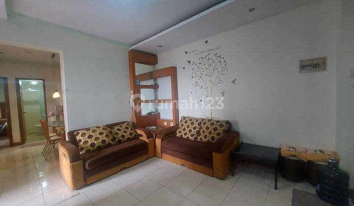 Turun Harga The Majesty Apartment 3 BR Furnished Bagus 1