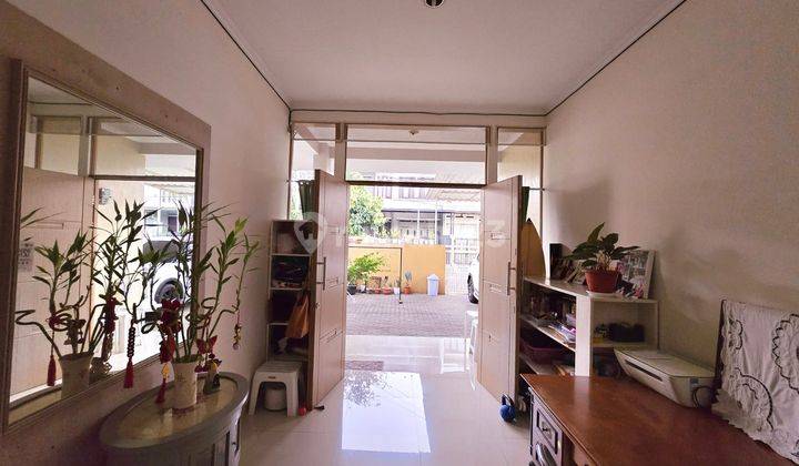 Rumah Bagus Furnished di Batununggal, Bandung 2