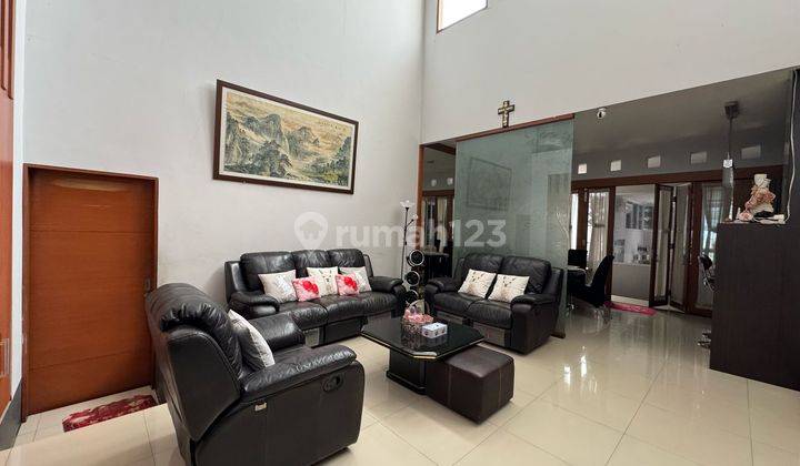 Rumah Bagus Semi Furnished Kurdi, Bandung 1