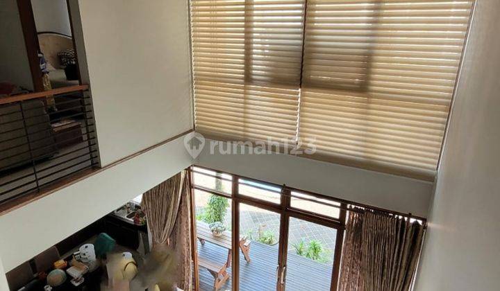 Turun Harga Rumah 3 Lantai Bagus Furnished di Setra Duta, Bandung 2