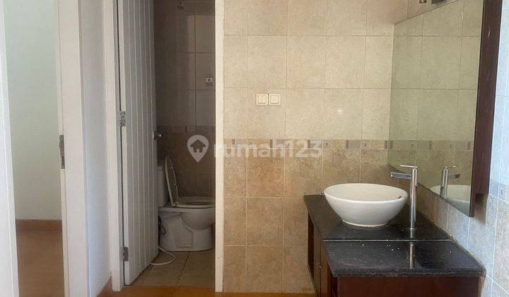 cluster the green, rumah cantiq, bersih, aman, nyaman, baru renov, siap huni Rumah 9