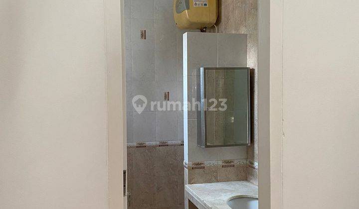 cluster the green, rumah cantiq, bersih, aman, nyaman, baru renov, siap huni Rumah 13