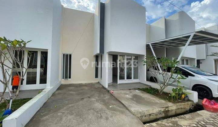 Rumah murah cantik dan minimalis lokasi strategis samping Grand Mall mandai maros dekat Poros jalan perintis kemerdekaan di Jalan perhubungan SHM Baru 3