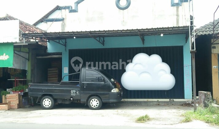 Ruko Uasaha Pinggir Jalan Utama Strategis Bagus Untuk Usaha 1