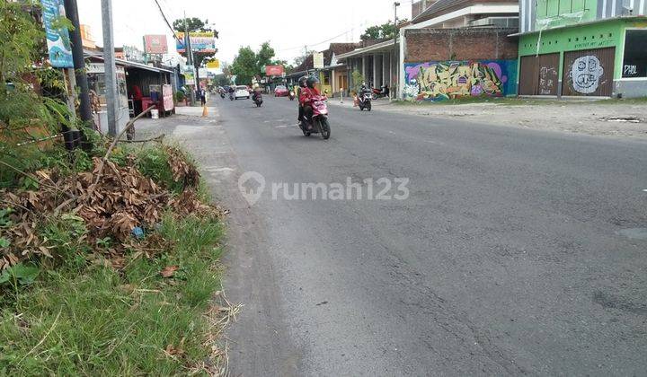 Ruko Disewakan Jalan Parangtritis Sewon Bagus Untuk Kuliner Strategis Parkir Luas 3