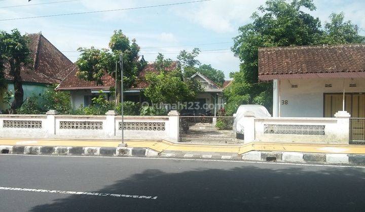 Rumah Lama Dijual Klaten Tengah Klaten Dekat Stasiun, Pusat Kota, Perkantoran, Strategis 1