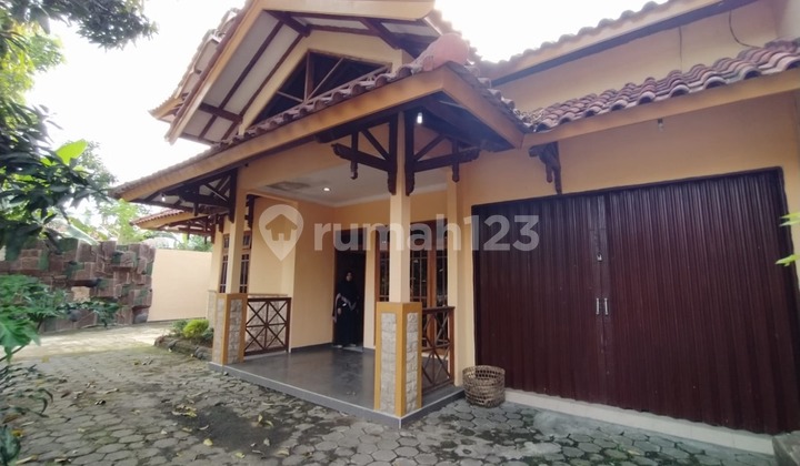 Nice House for Sale in Sidomulyo Kretek Near the Beach, Roadside Suitable for Homestay Nice House for Sale in Sidomulyo Kretek Near the Beach, Roadside Suitable for Homestay