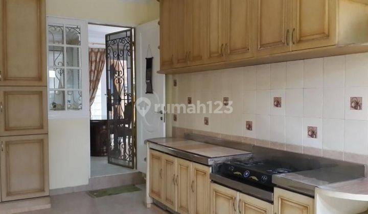 Rumah 2 Lantai Bagus siap huni di Virginia BSD 3