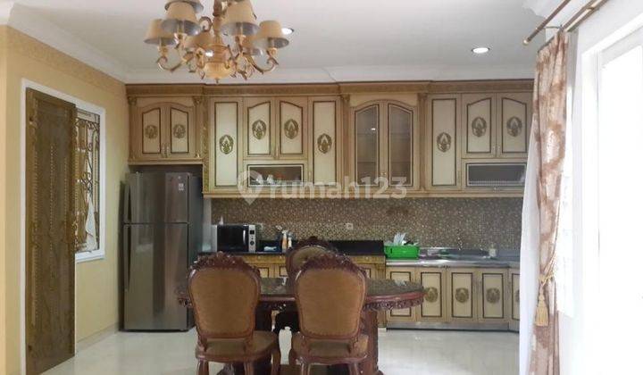 Rumah 2 Lantai Bagus siap huni di Virginia BSD 10