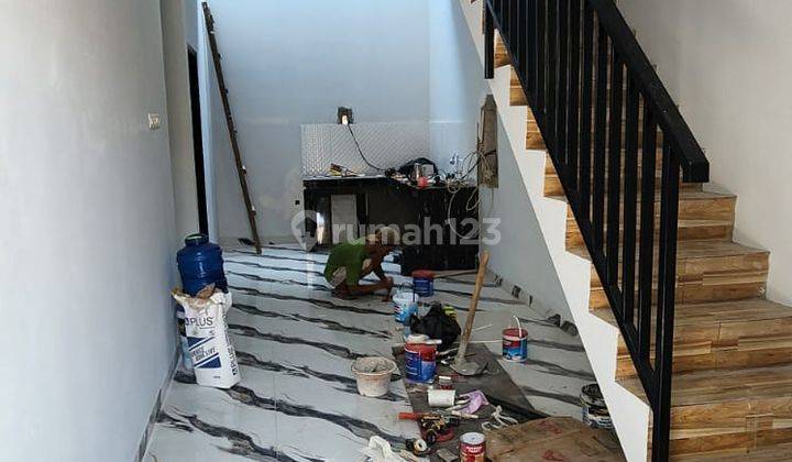 Rumah 2 Lt Siap Huni Rapi di Cipondoh Tangerang 2