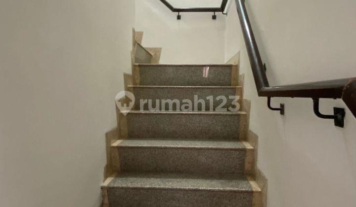 Rumah Kost 2 lt Siap huni Cantik di Meruya Kav DKI  2