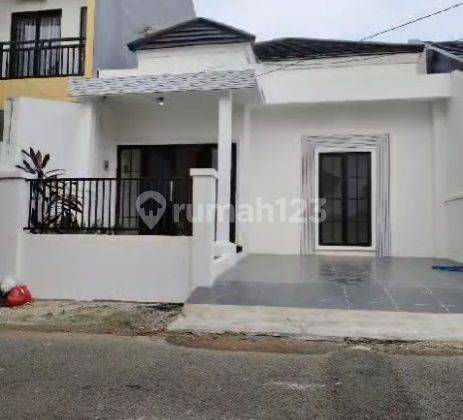 Rumah 1 Lt Baru Rapi Siap Huni di Griya Loka Sektor 1.1 1