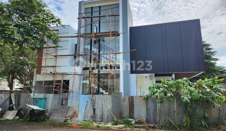 2-story house Brand new Standalone building at The Icon BSD 2