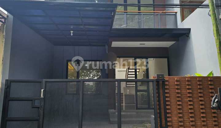 Rumah 2 LT Siap Huni Terawat di Kencana Loka BSD