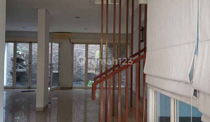 Rumah 2 Lt Rapi Siap Huni di Sapphire Phg Gading Serpong 2