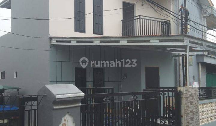 Rumah 2 Lt Siap Huni Rapi di Cipondoh Tangerang 1