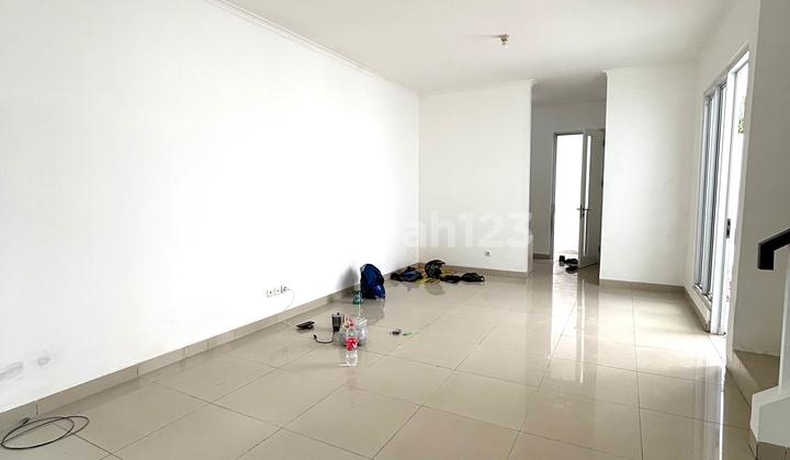 Negotiable until Deal, 2-Story House Ready to Occupy in Fiordini Gs 2