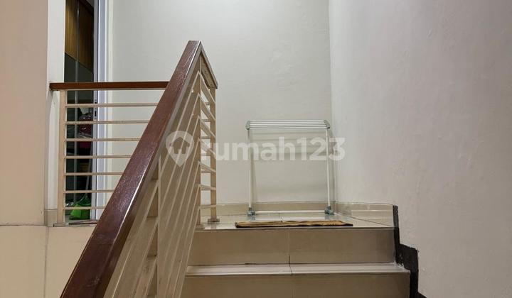 Rumah 2,5 lt Furnished di Kebayoran Village Bintaro 2