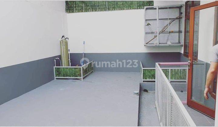 Jual Cepat Rumah 2 Lt Rapi Siap Huni di Metland Puri  2