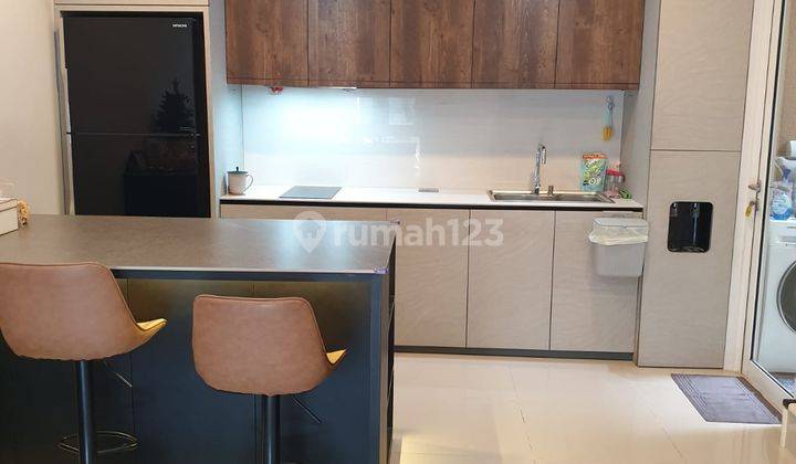 Rumah 2 Lt Semi Furnished Siap Huni di Tesla Gading Serpong 1