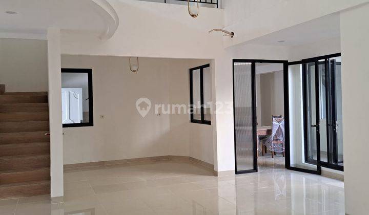 Jual cepat Rumah 2 lt Baru Siap huni di Puspita Loka BSD 2