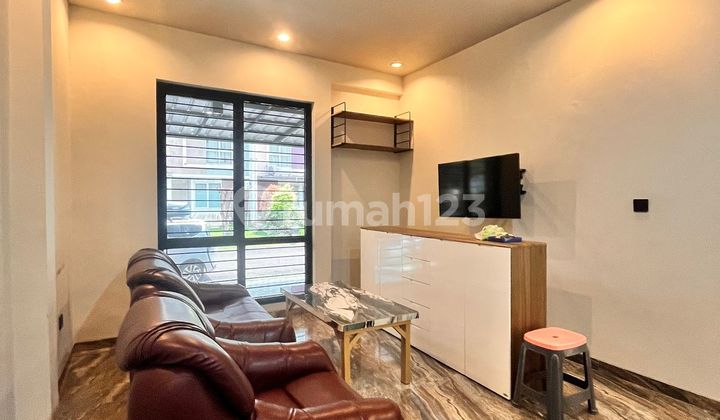 Rumah 2 lt Full renov Furnished di Verdant Ville Icon BSD Rumah 2 lt Full renov Furnished di Verdant Ville Icon BSD
