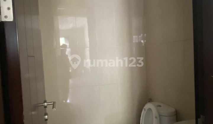 kamar mandi rumah 3 lt rapi siap