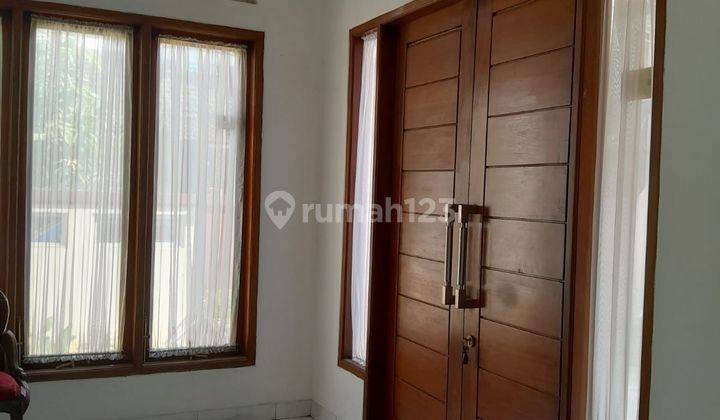 Rumah 2 Lt Rapi Siap Huni di Sektor 1.1 Bsd 2