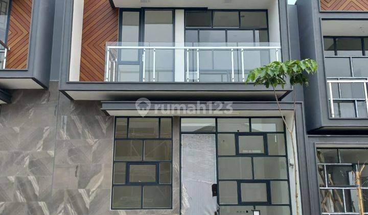 Rumah 2 Lt Minimalis Cakep di Golden Flower Tangerang 1