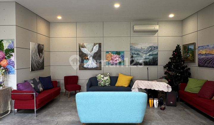 Rumah 2 LT View Danau Siap Huni di Scarlet The Springs Gs 2