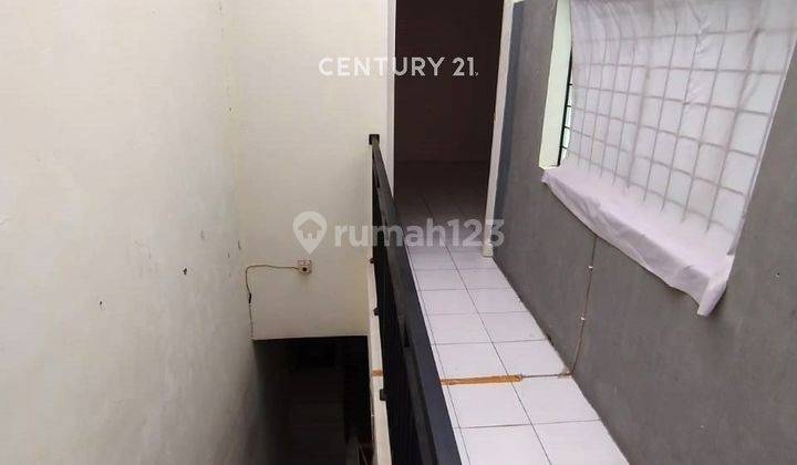 Rumah Minimalis Dalam Cluster Di Graha Raya 8057 2