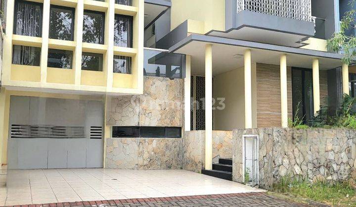 Rumah 2,5 Lantai Di Kebayoran Residence Bintaro 1