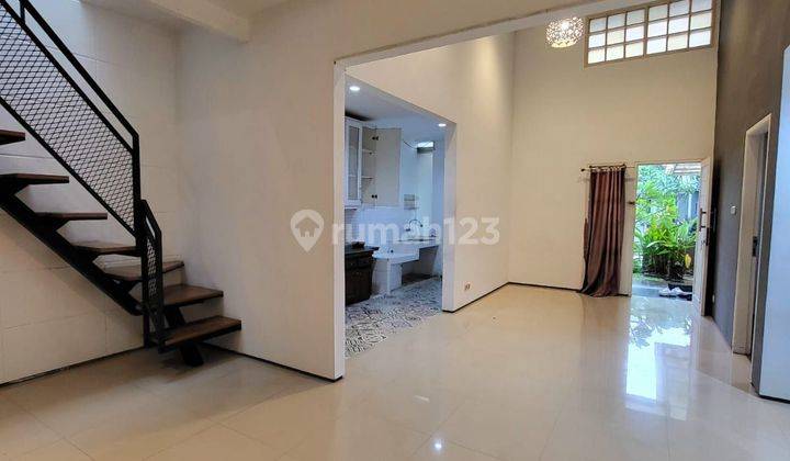 Rumah Rapih Minimalis Di Cluster Bintaro Sektor 9. 7690 2