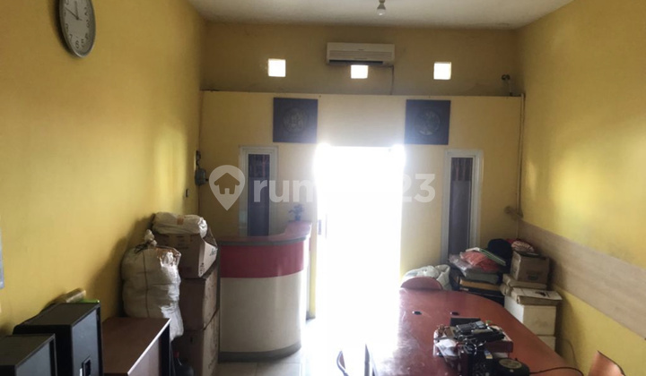 Ruko Dilokasi Strategis Dan Daerahnya Ramai  4